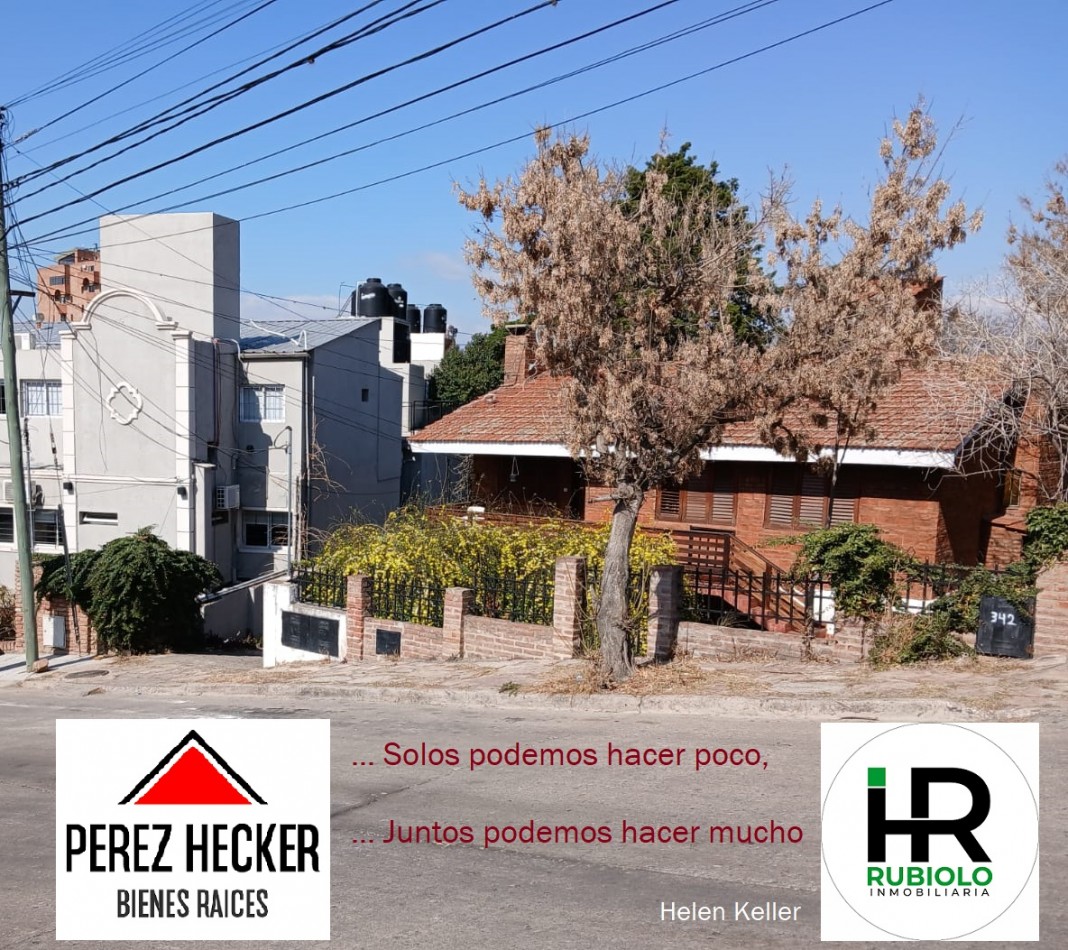 VILLA CARLOS PAZ - Cordoba - Casa 2 Dormitorios - Estacionamiento - 3 cuadras del Kuku