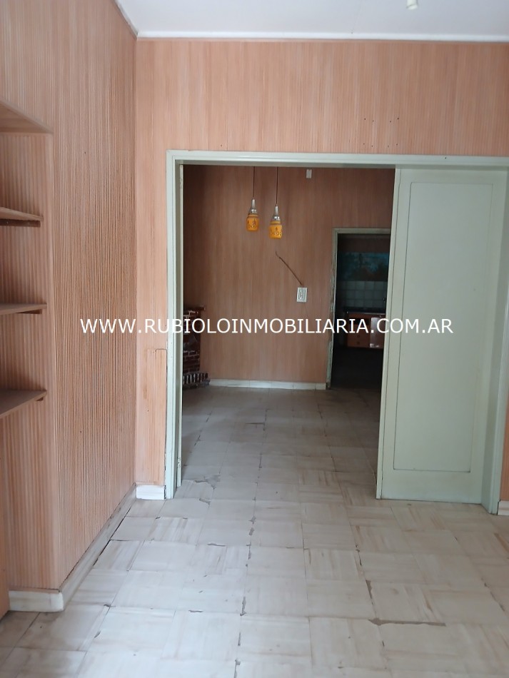 TACURAL - Sta. Fe .- CASA EN AVDA. 9 DE JULIO DE 150 M2 - LOTE DE 700 M2. ....A REMODELAR