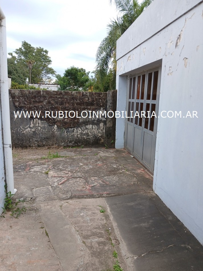 TACURAL - Sta. Fe .- CASA EN AVDA. 9 DE JULIO DE 150 M2 - LOTE DE 700 M2. ....A REMODELAR