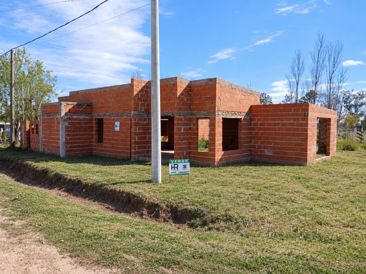 COLONIA ALDAO - SF - (en Construccion) VIVIENDA de 3 DORMITORIOS, Estar / Comedor /Cocina , Ante Baño y Baño, Lavadero, Cochera y patio