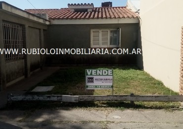 VENDIDO - SUNCHALES - Vivienda 2 Dormitorios - Garage - a 50 mts. de Avda. Belgrano